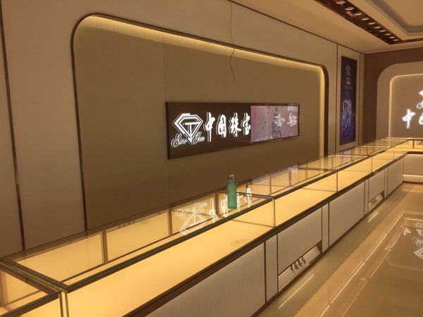 珠寶展柜的店面平面布局方式有哪些？